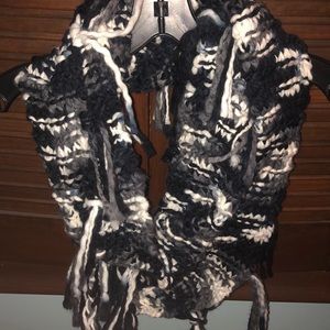 Winter infinity scarf